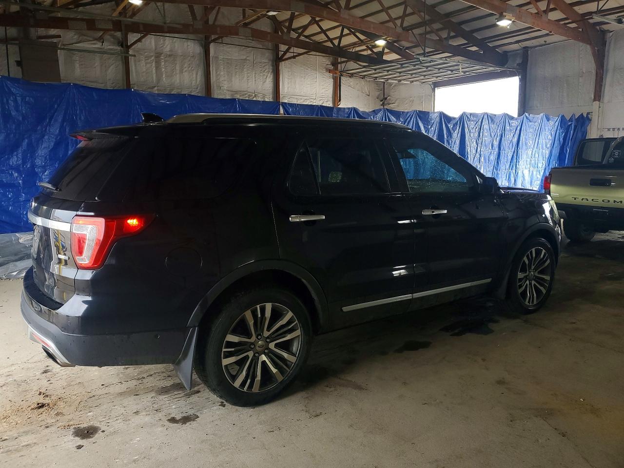 Ford Explorer Platinum