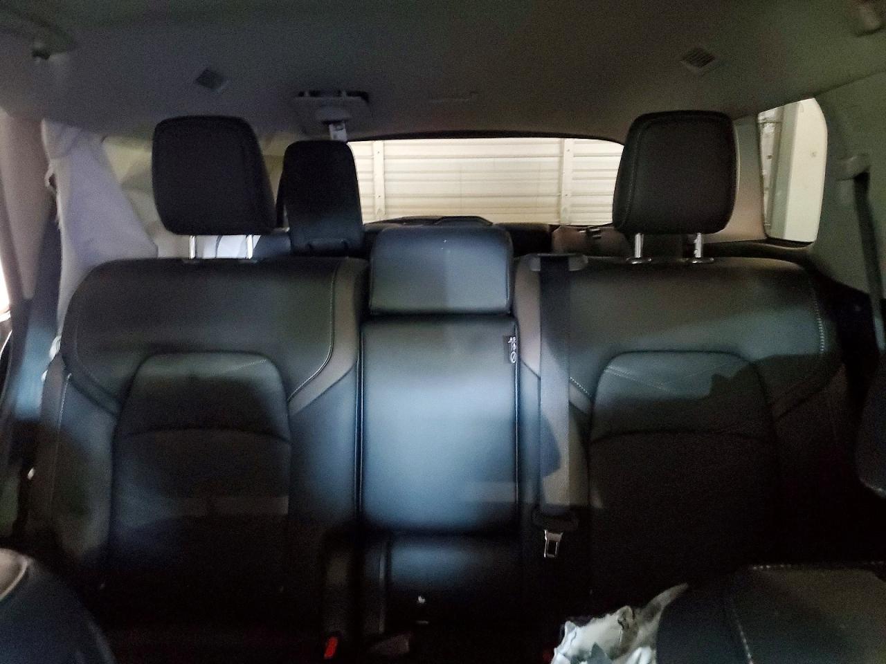 Nissan Pathfinder Platinum
