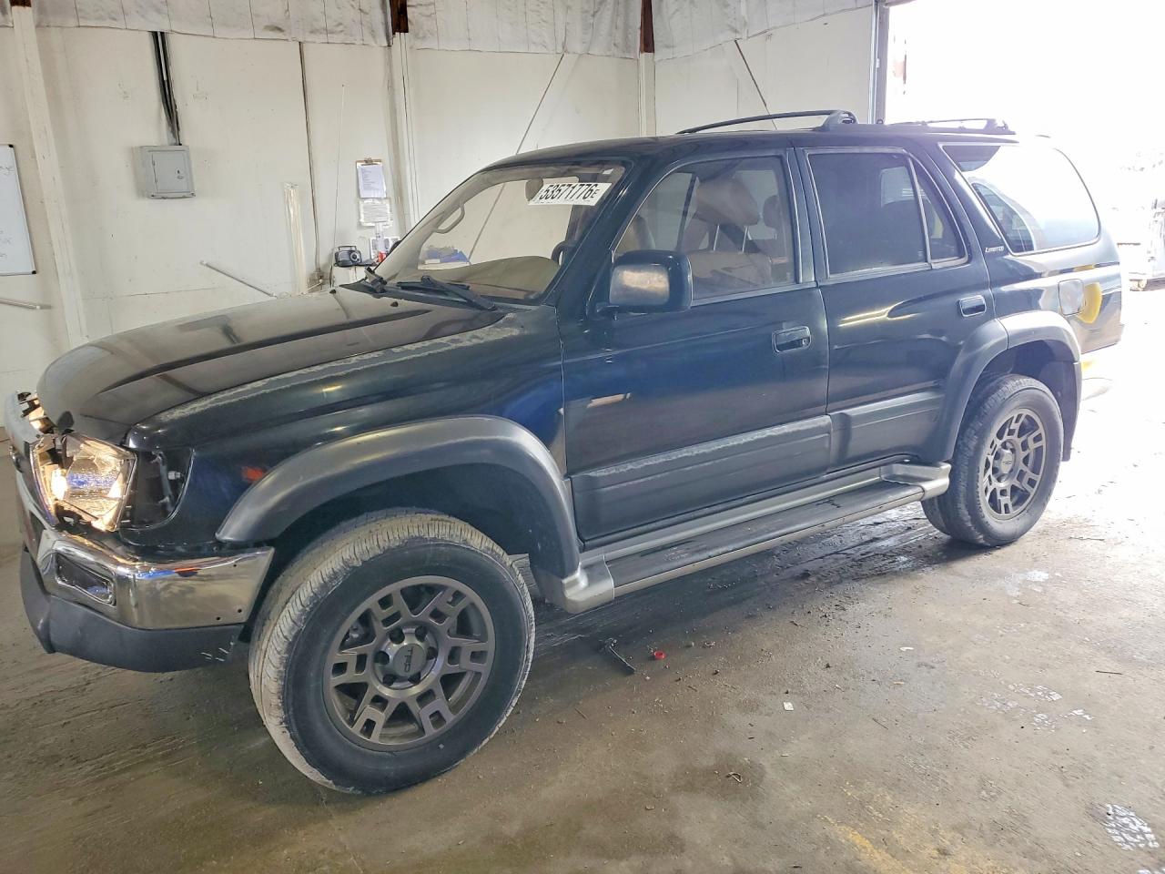 Salvage Toyota 4Runner Image