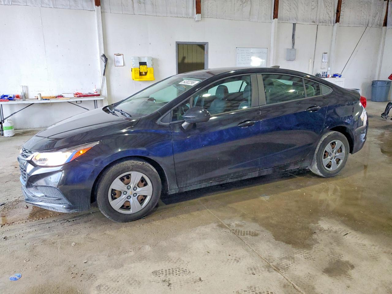 Salvage Chevrolet Cruze Image