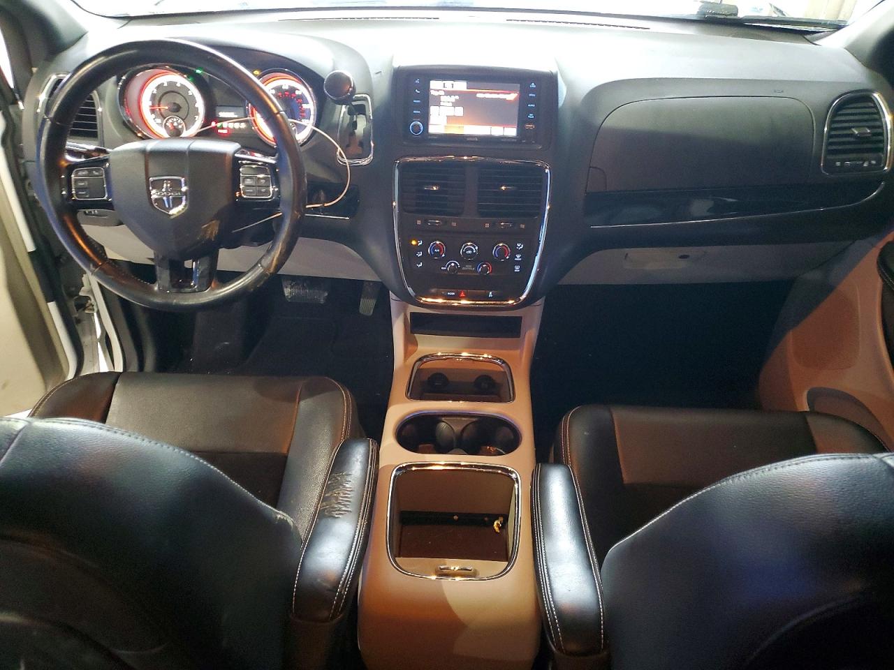 Dodge Caravan Sxt