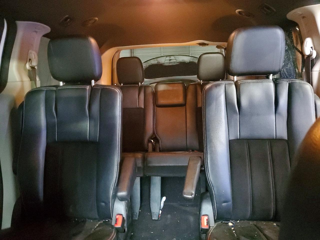 Dodge Caravan Sxt