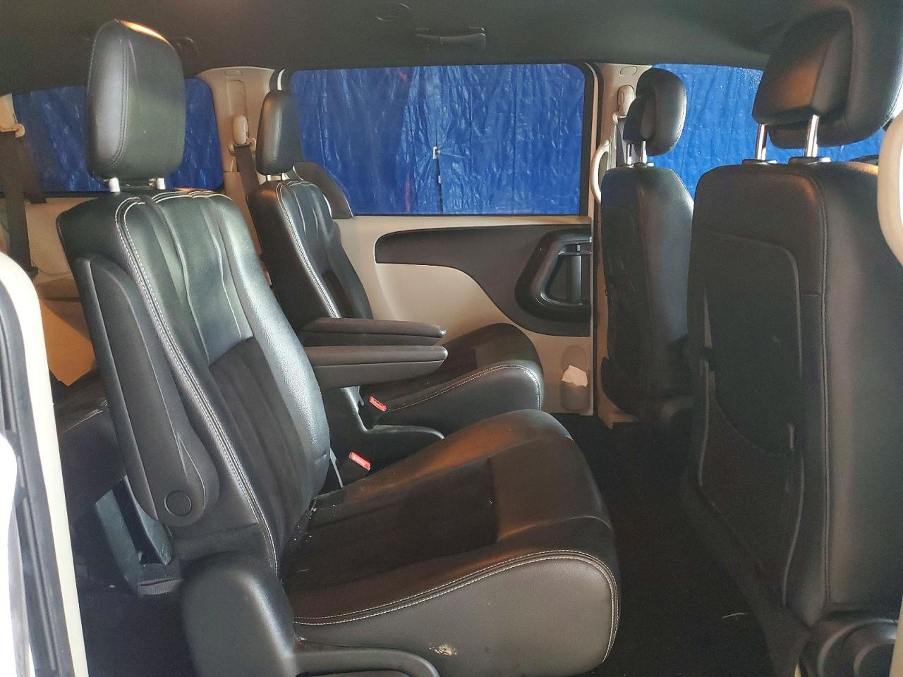 Dodge Caravan Sxt