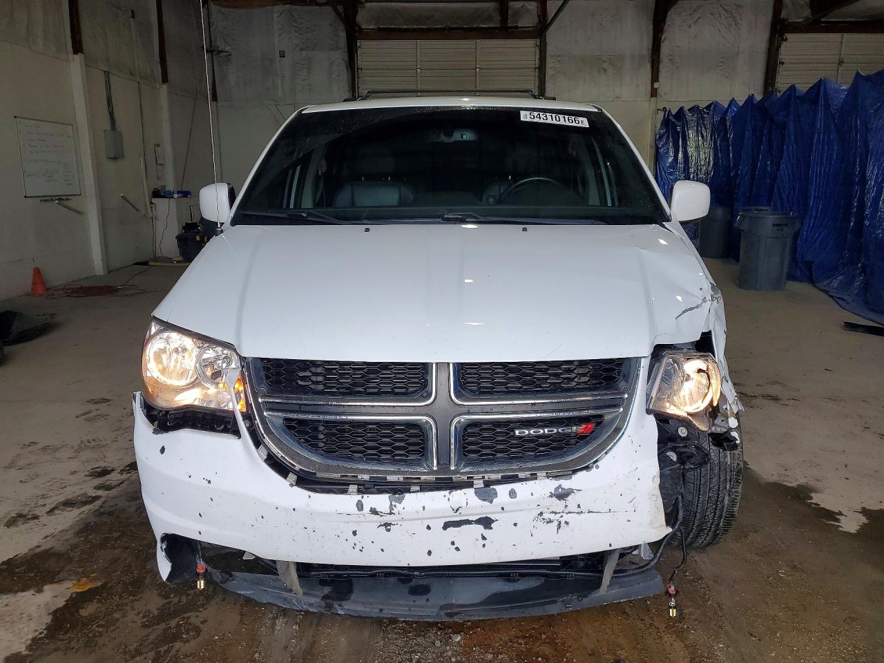Dodge Caravan Sxt