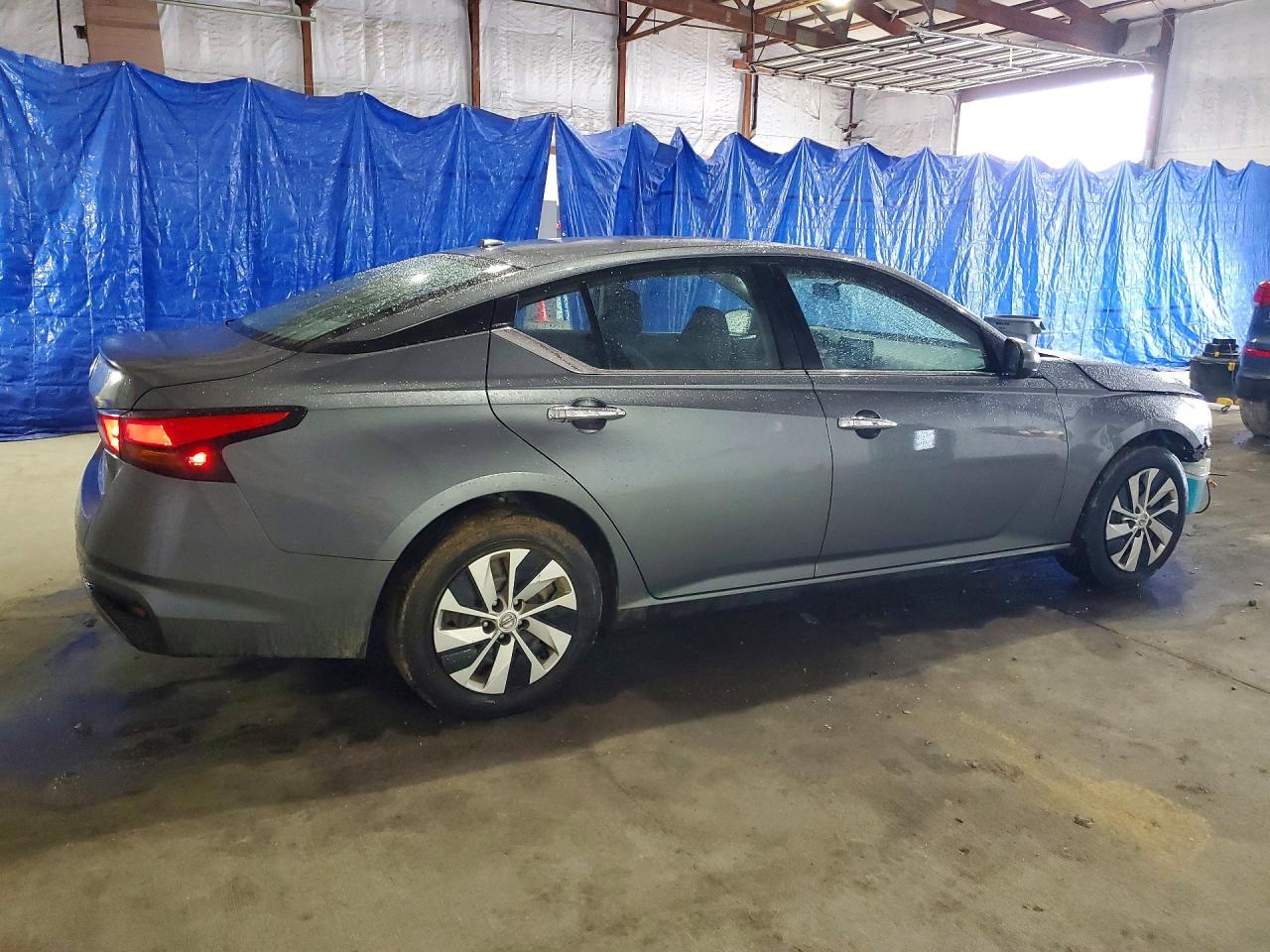 Nissan Altima S