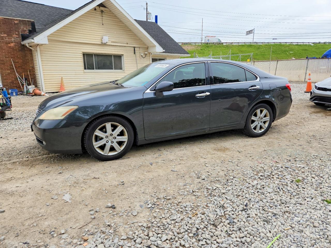 Salvage Lexus Es Image