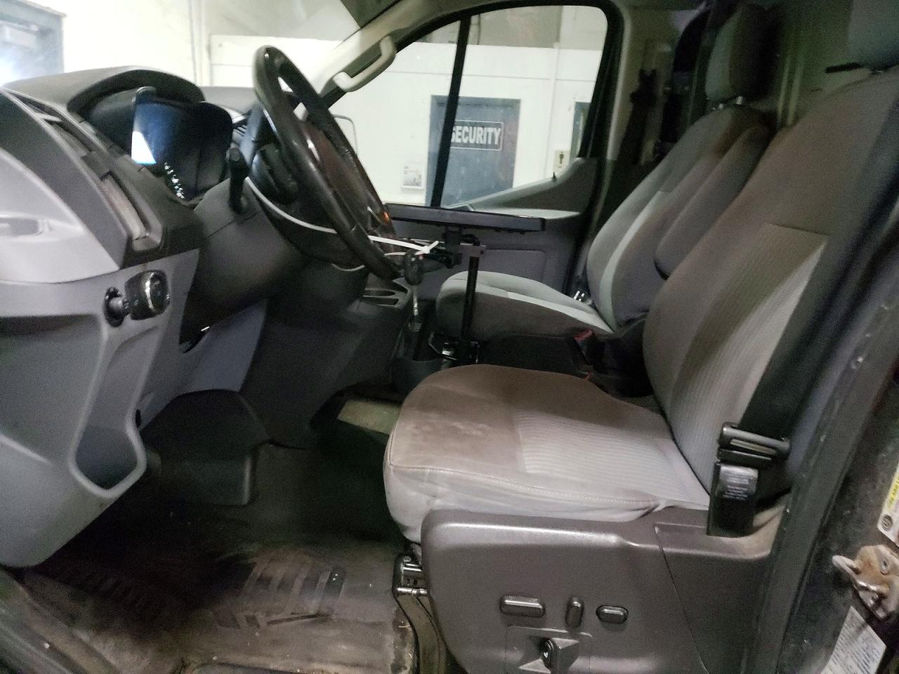 Ford Transit T-250