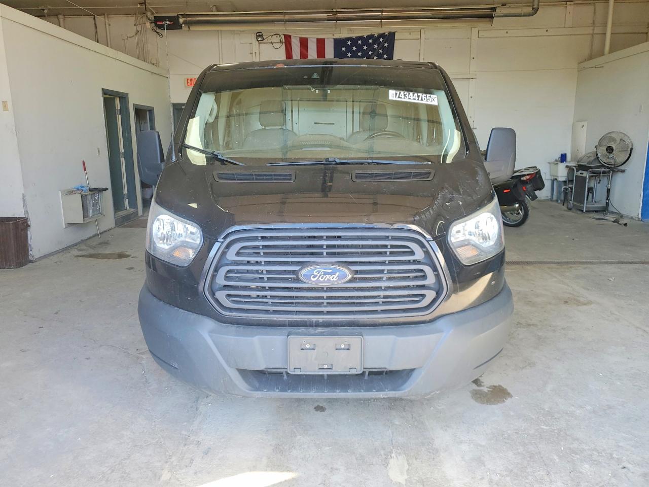 Ford Transit T-250