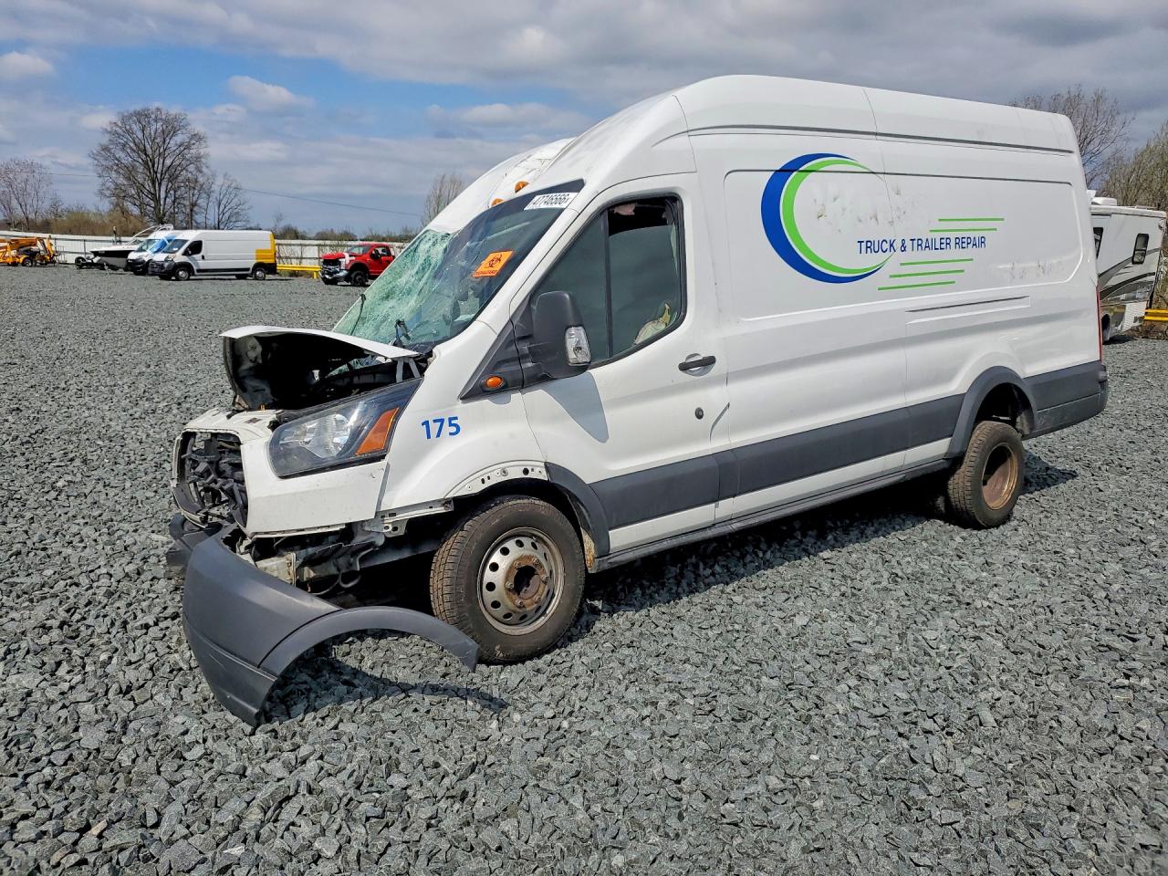 Salvage Ford Transit Image