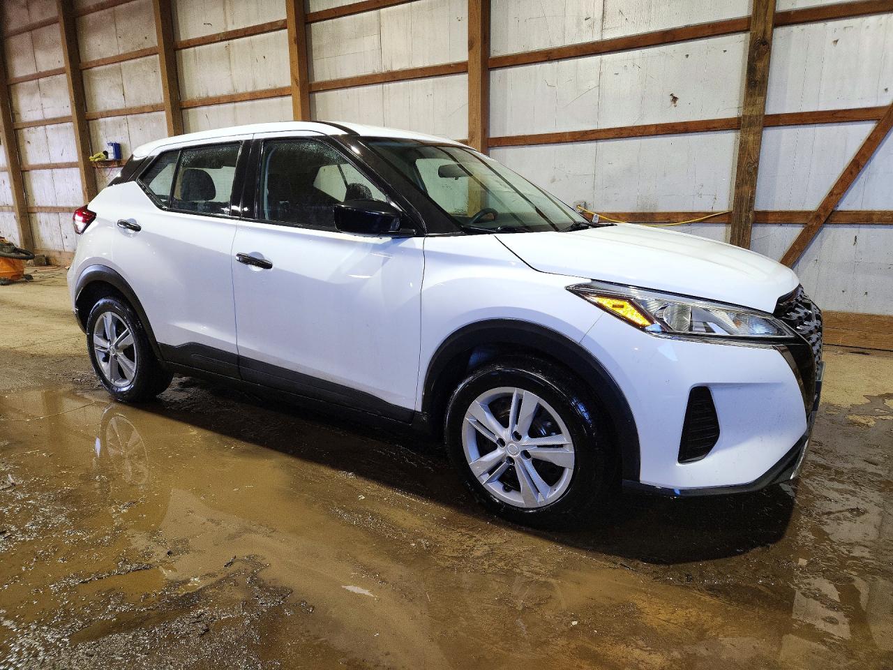 Nissan Kicks S