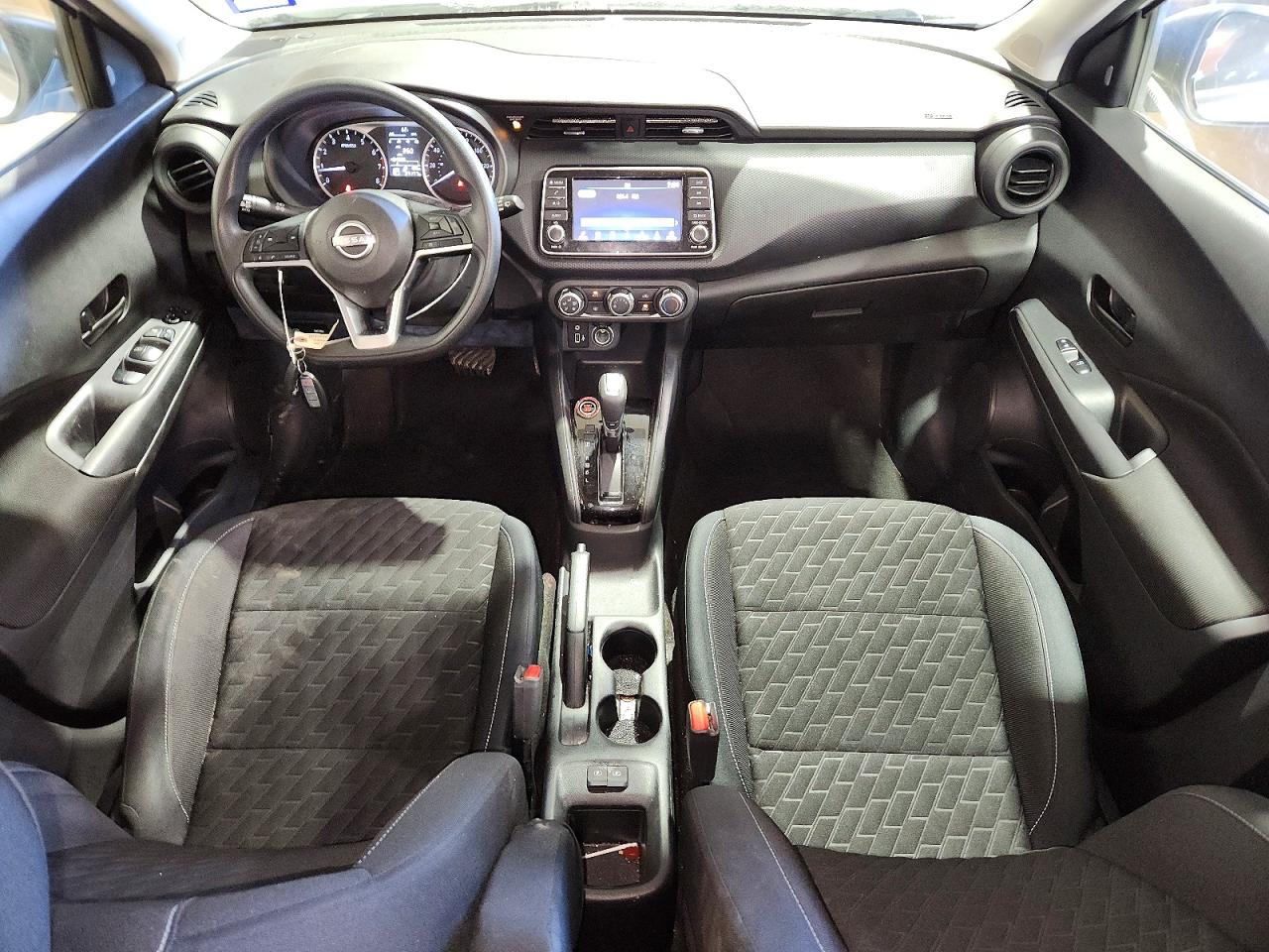 Nissan Kicks S
