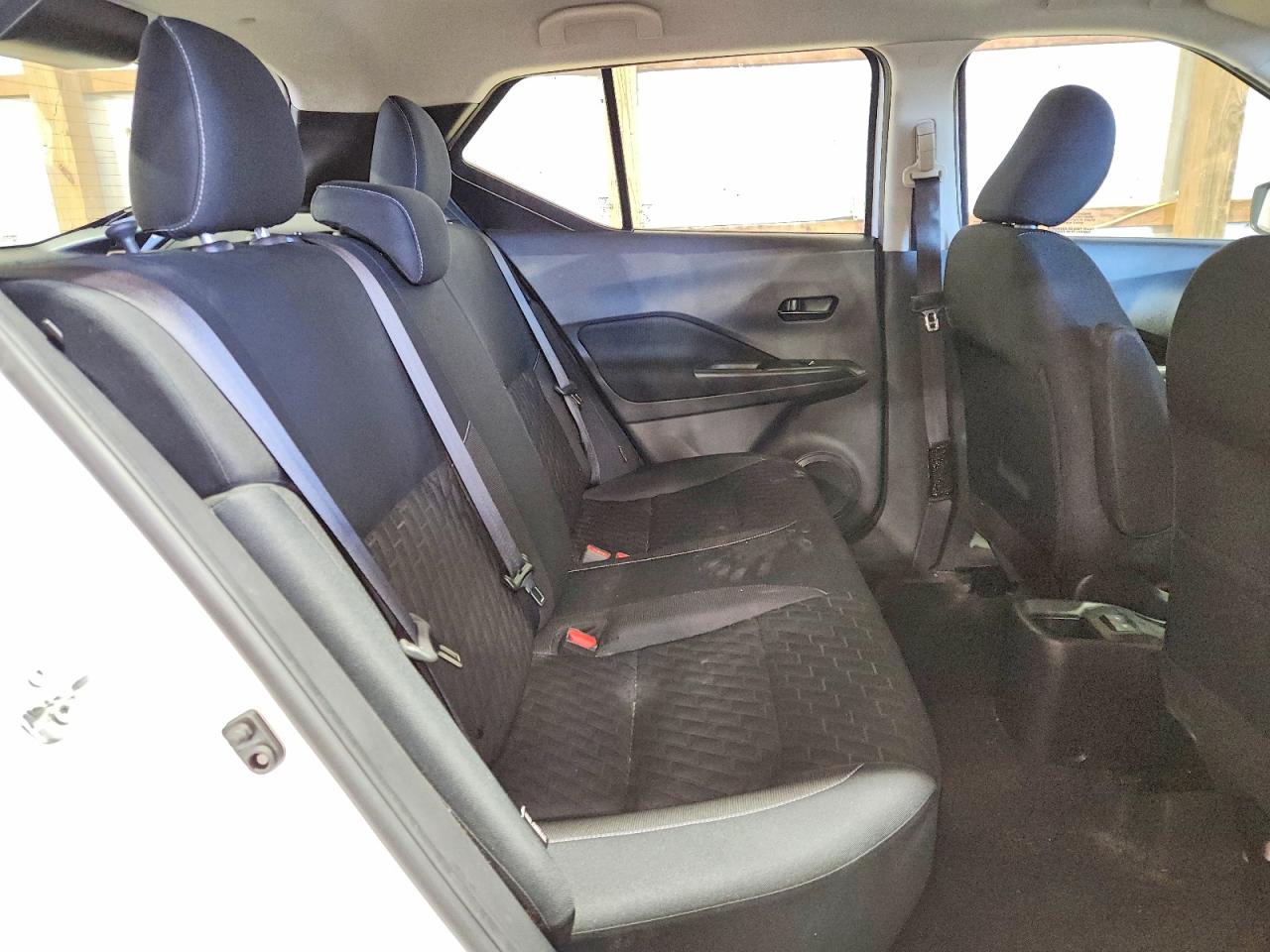 Nissan Kicks S