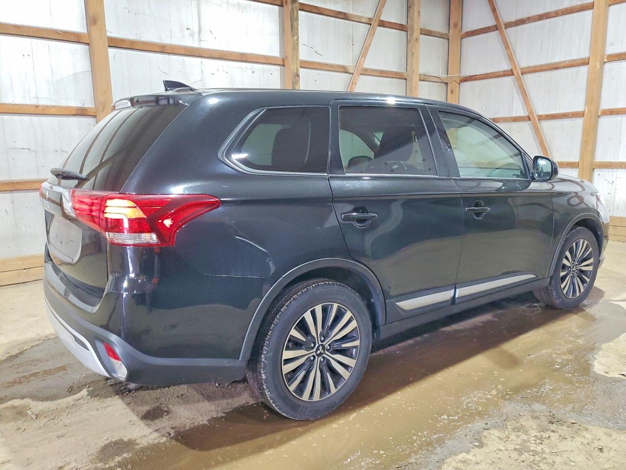 Mitsubishi Outlander Es