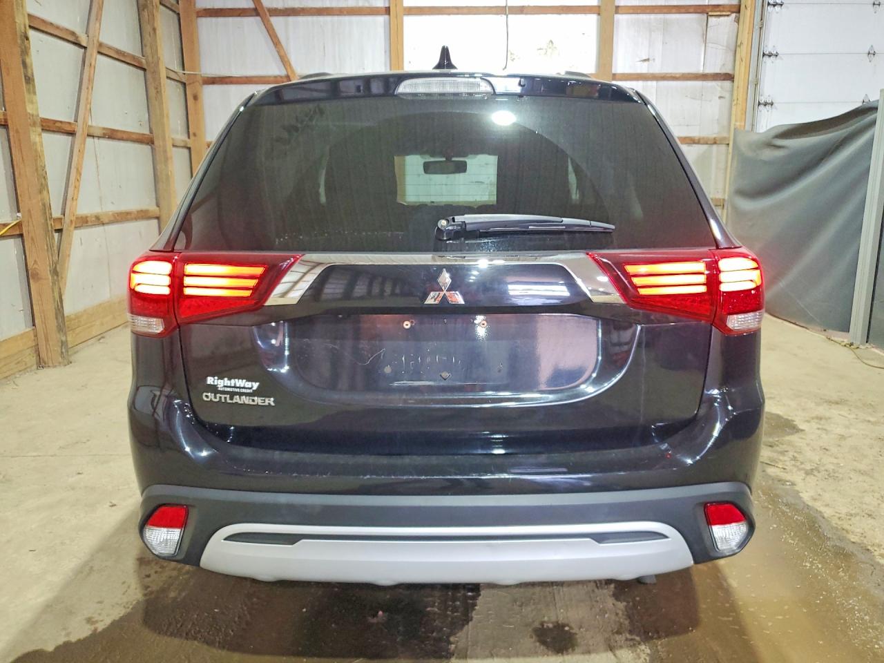 Mitsubishi Outlander Es