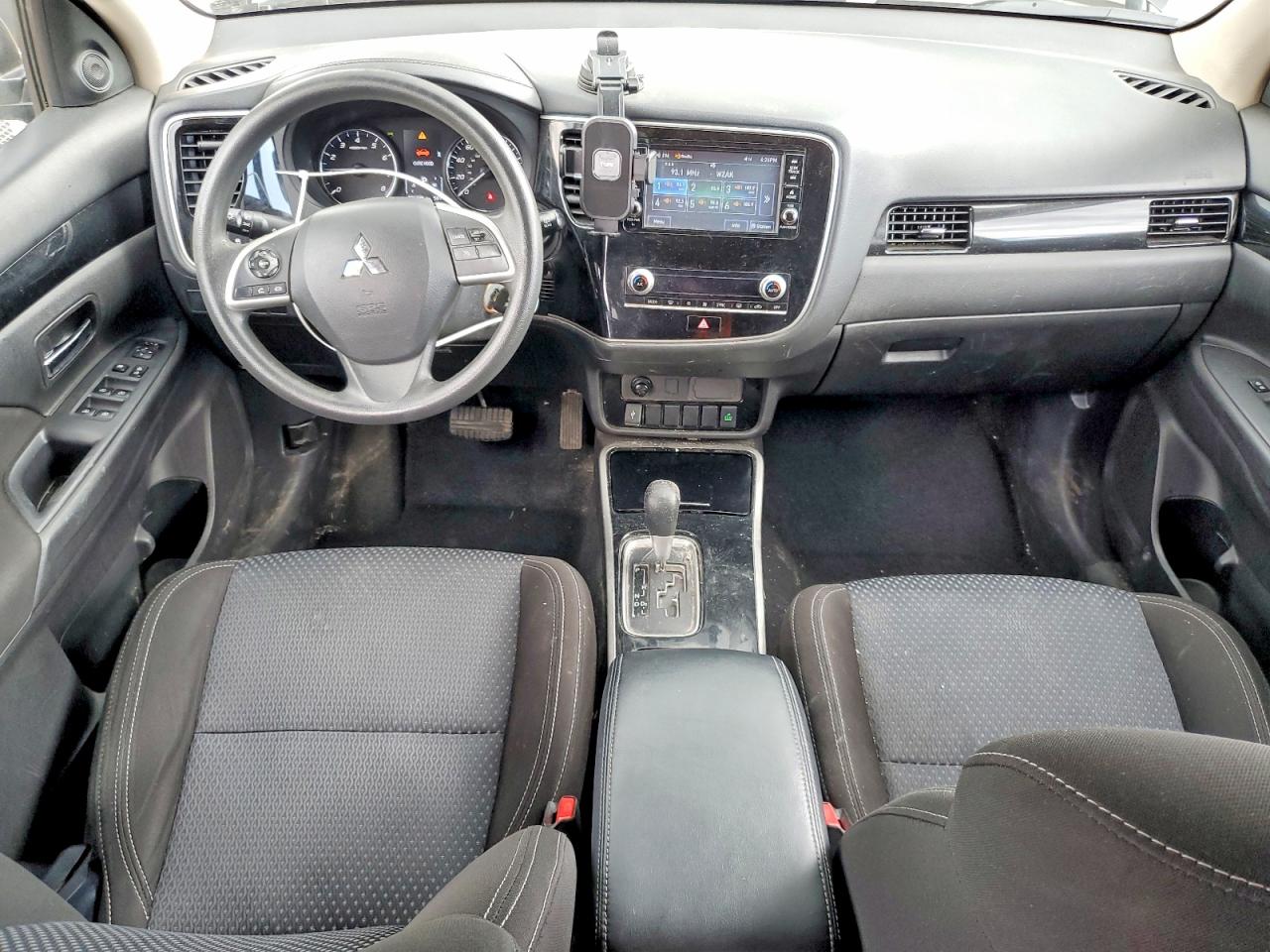 Mitsubishi Outlander Es