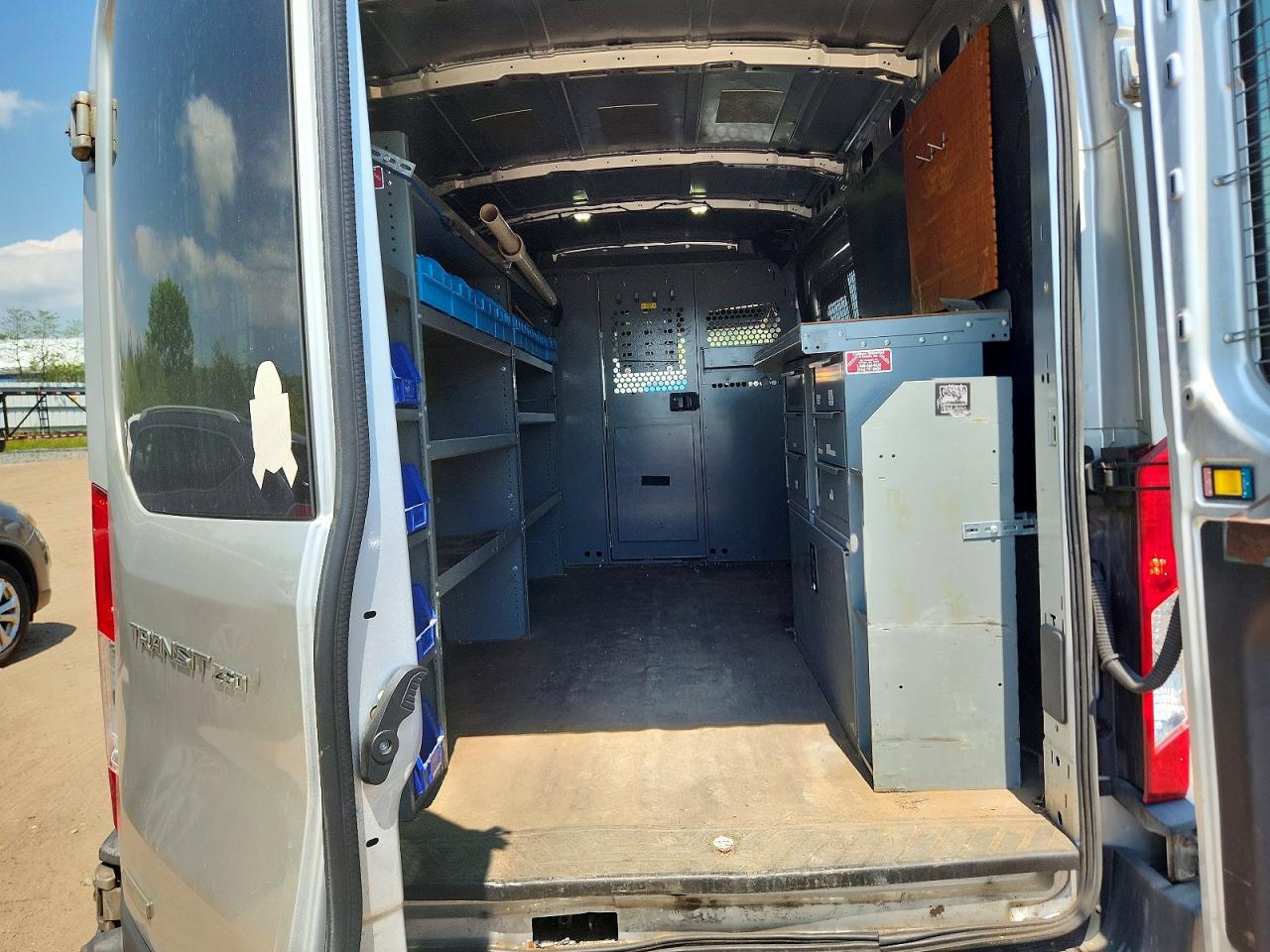 Ford Transit T-250