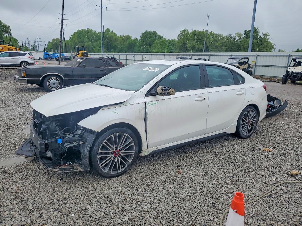 Salvage Kia Forte Image