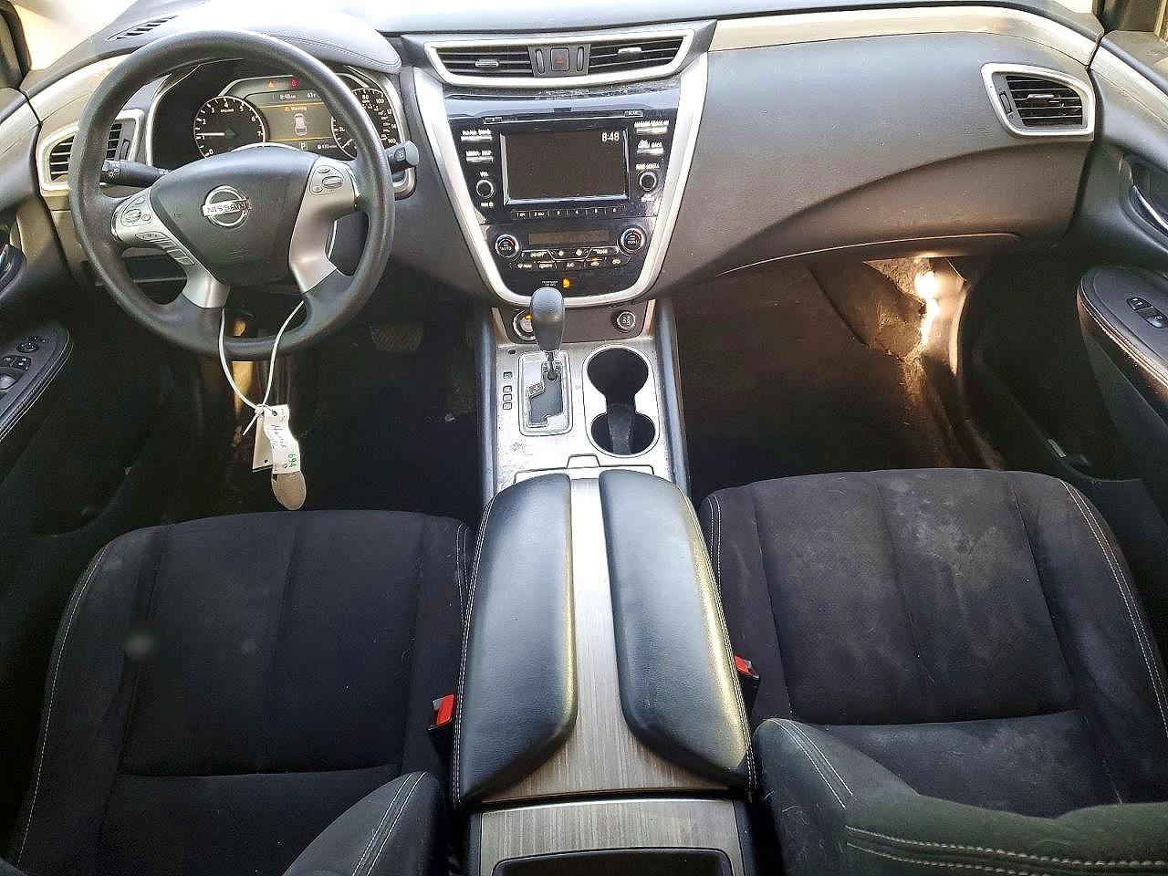 Nissan Murano S