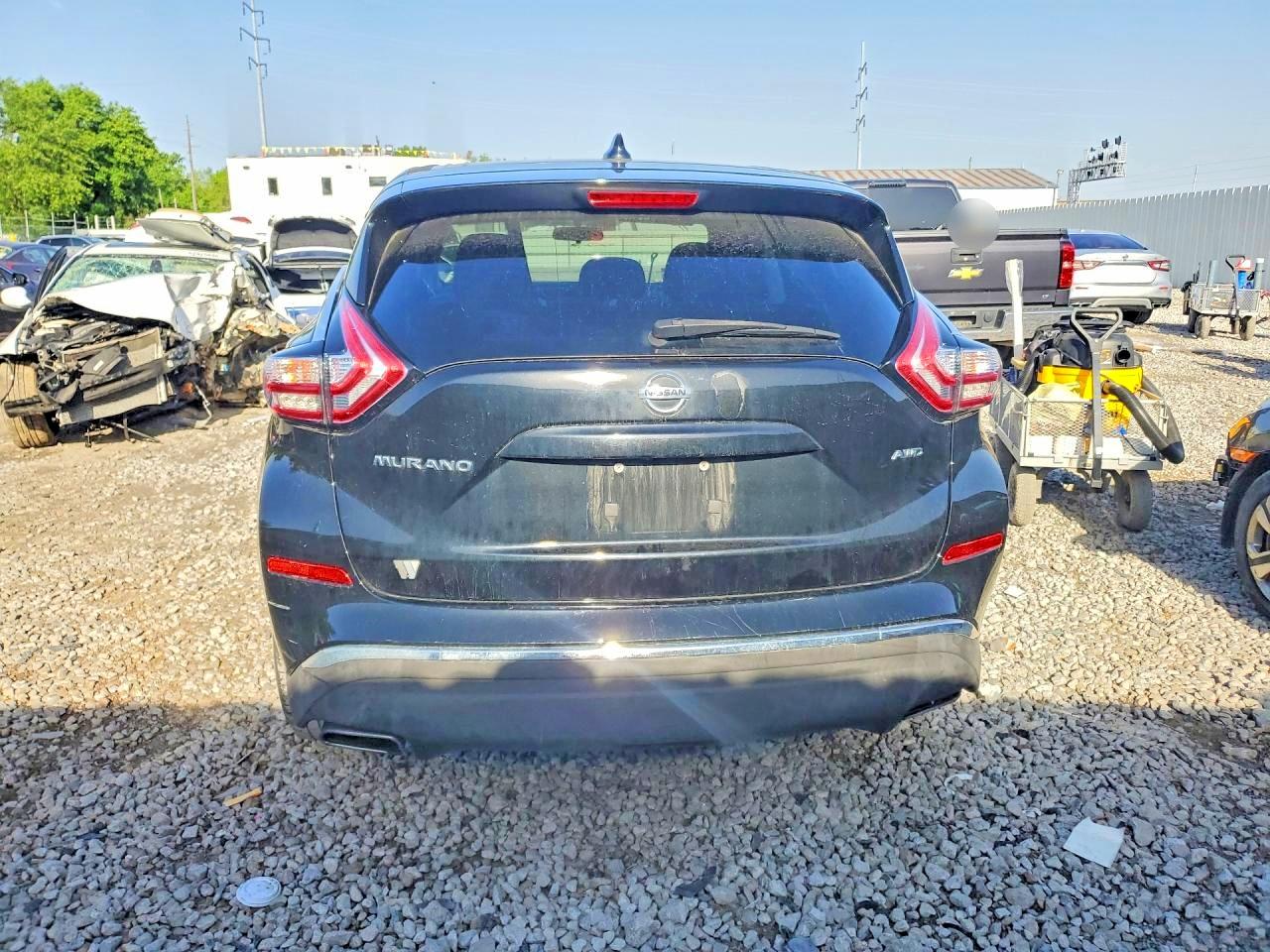 Nissan Murano S