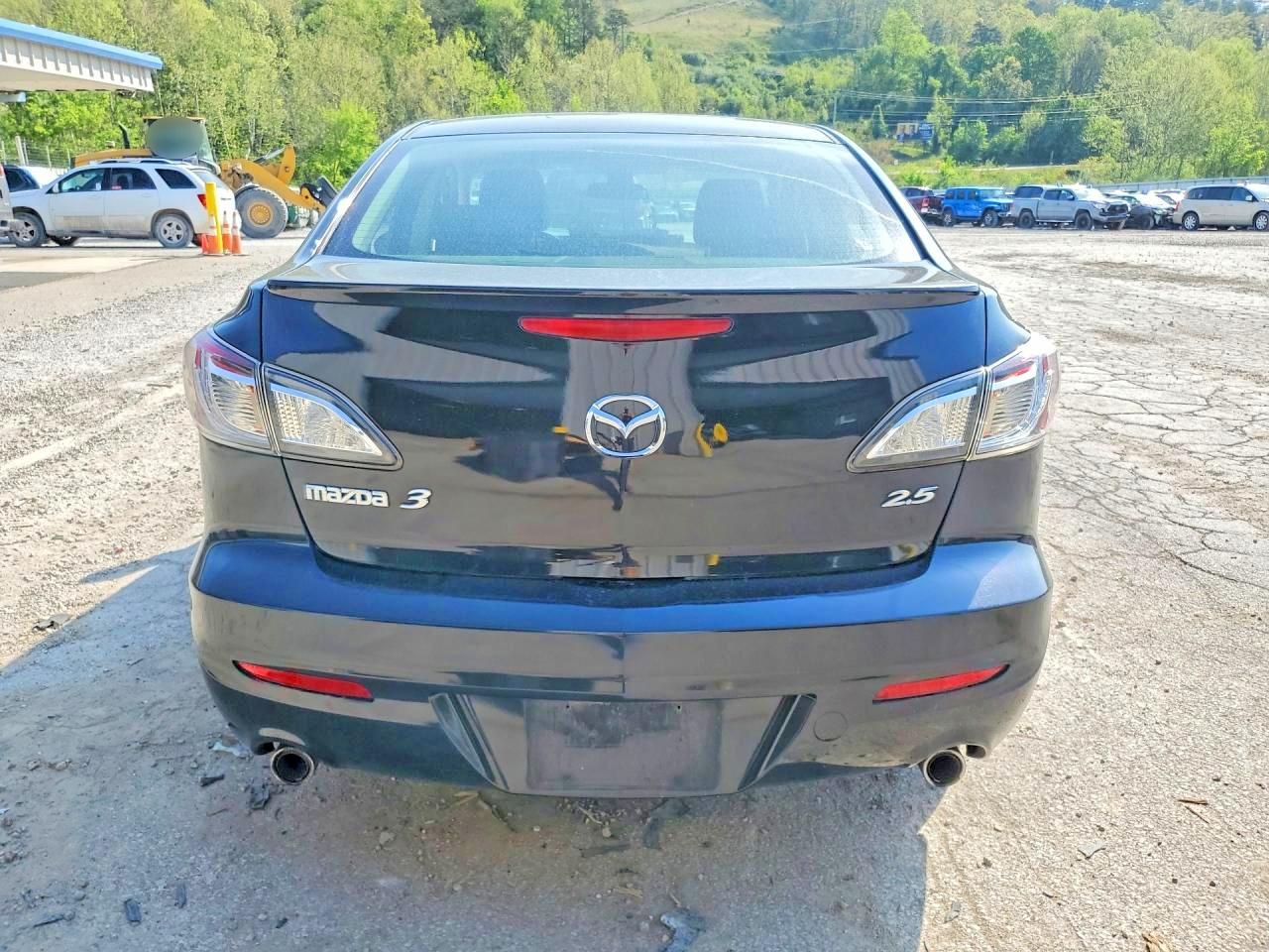 Mazda Mazda3 S