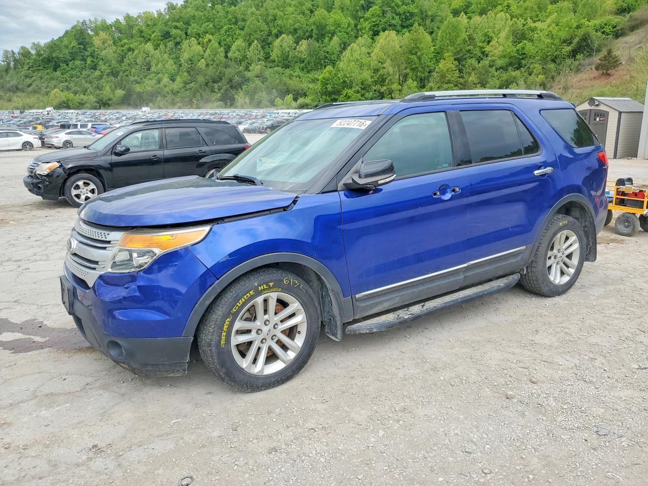 Salvage Ford Explorer Image