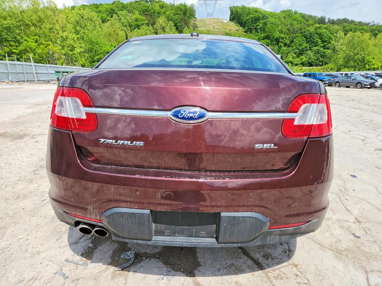 Ford Taurus Sel