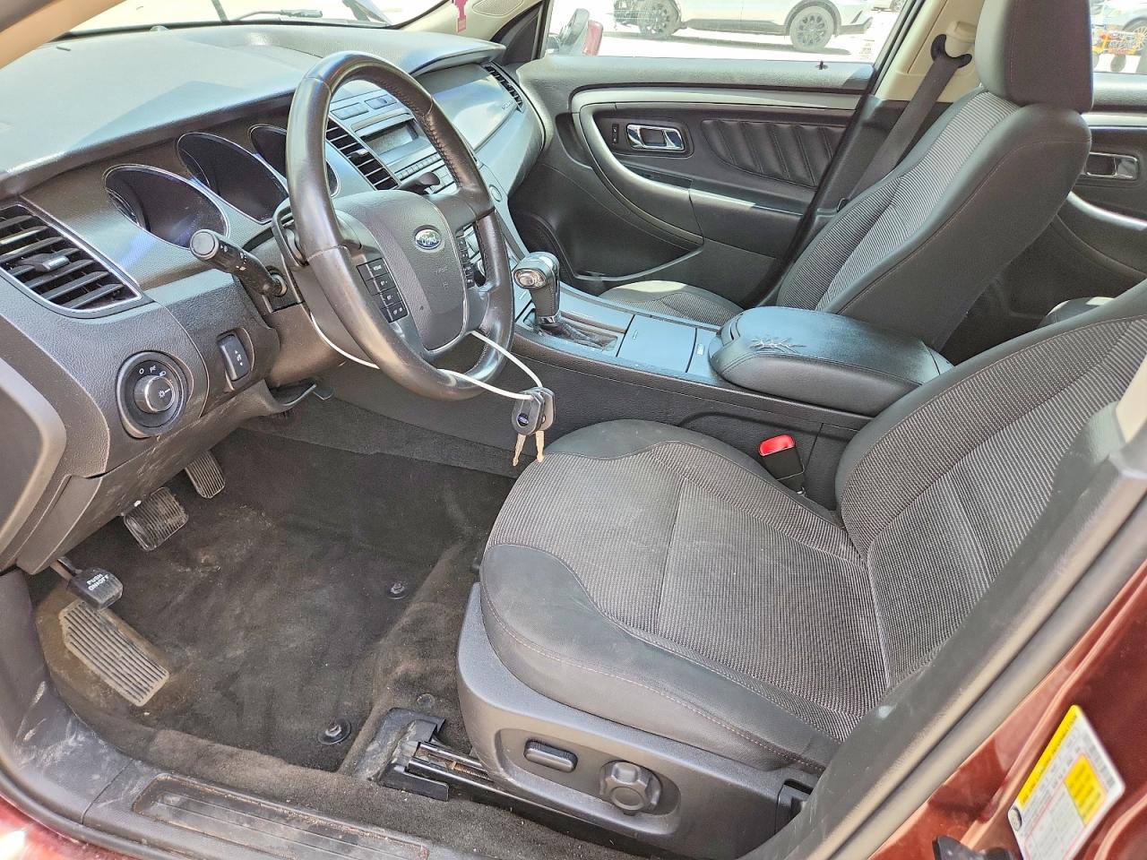 Ford Taurus Sel