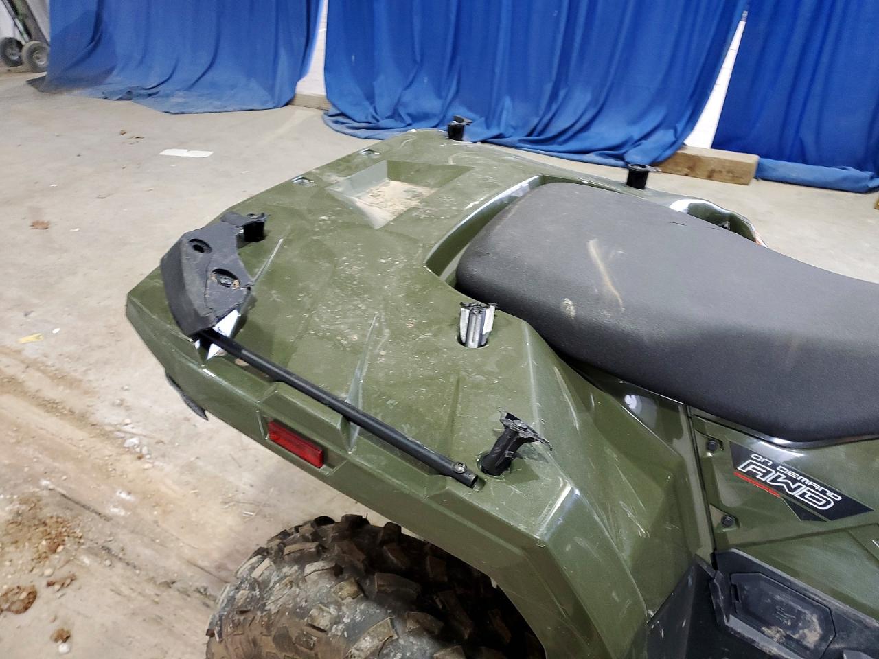 Polaris Atv