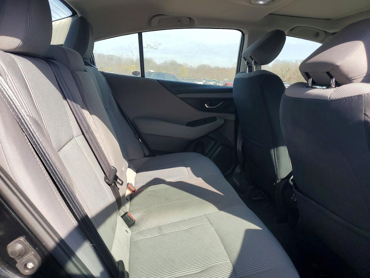 Subaru Legacy Premium