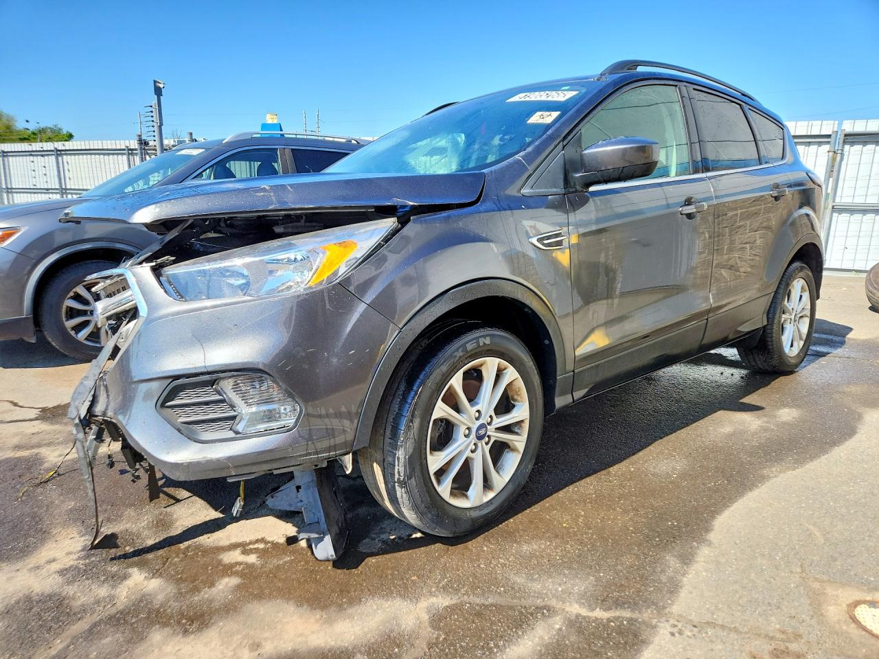 Salvage Ford Escape Image