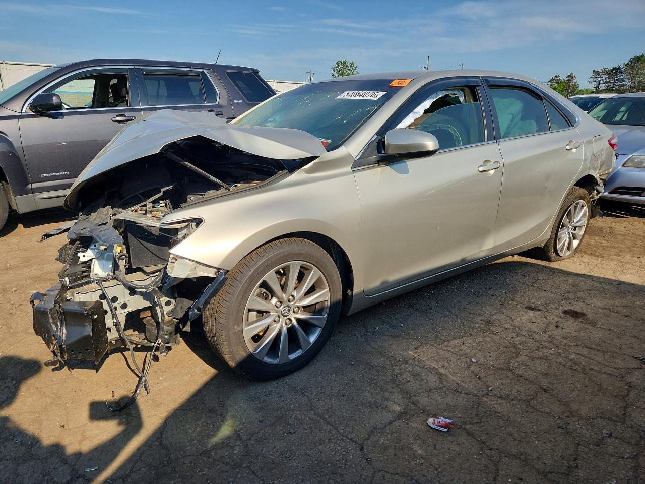 Salvage Toyota Camry Image