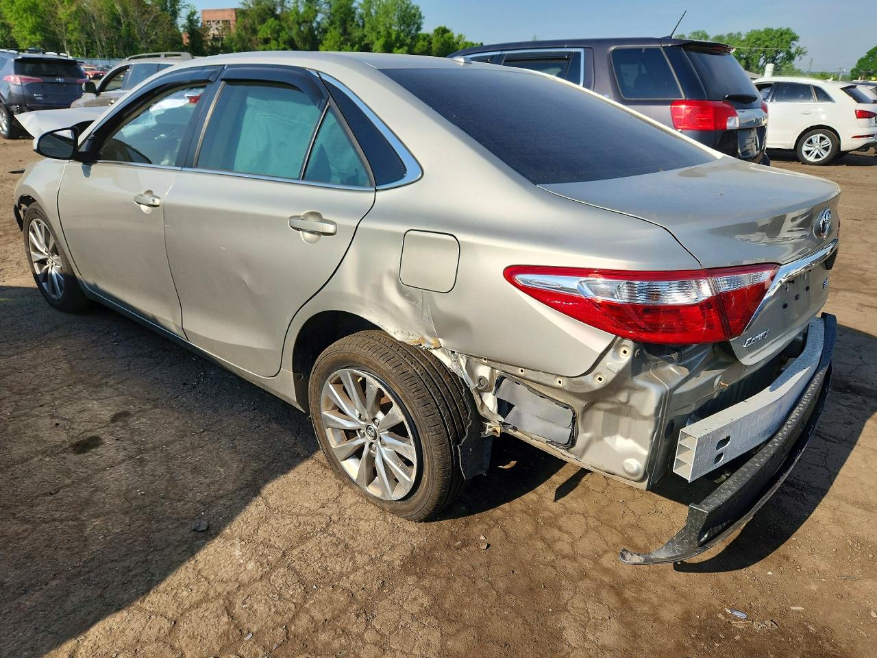Toyota Camry Xle
