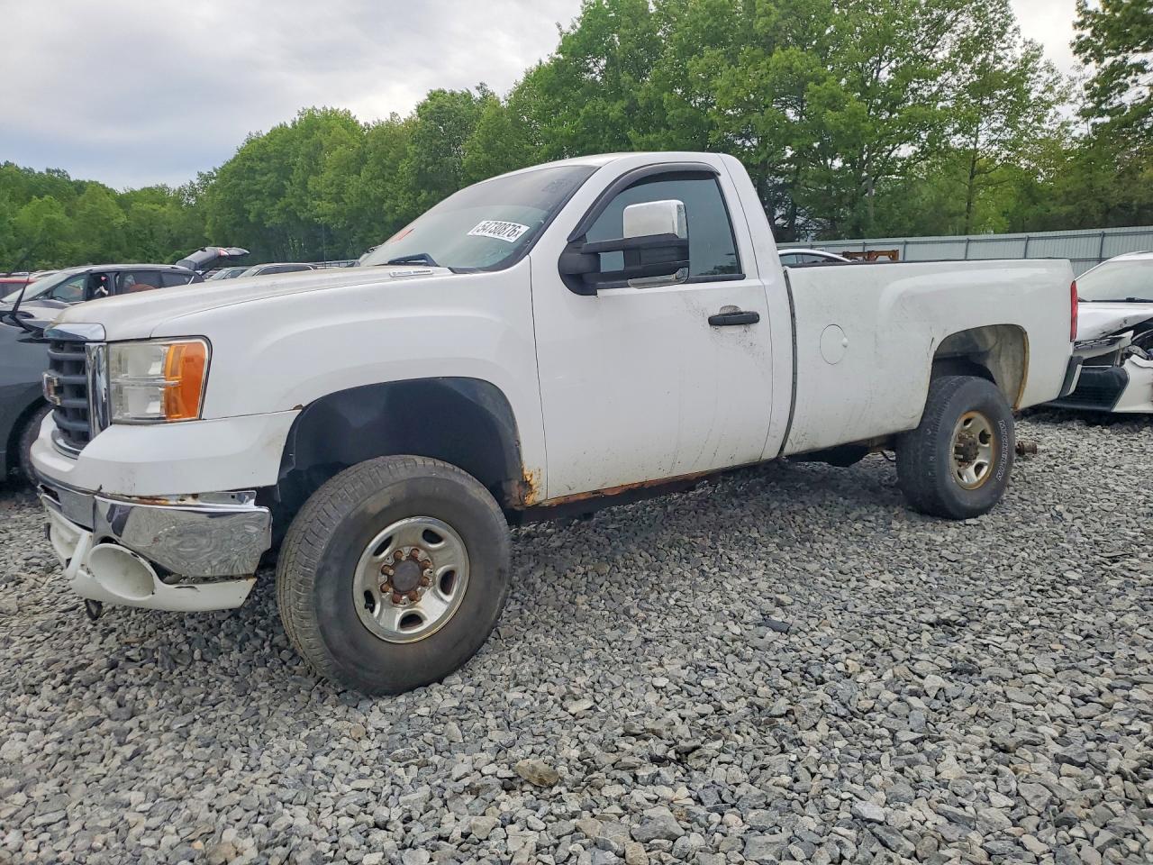 Salvage GMC Sierra Image