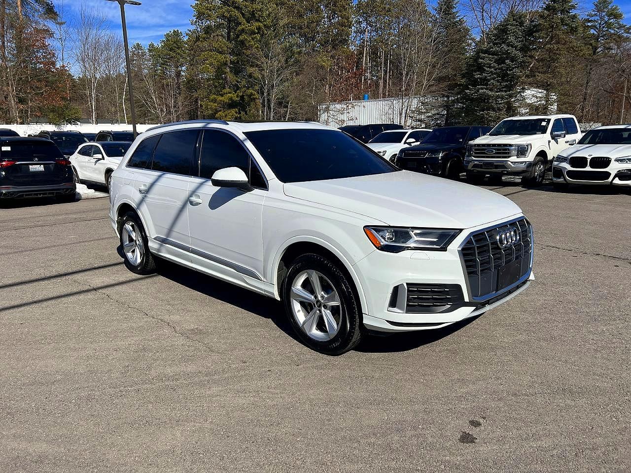 Salvage Audi Q7 Image