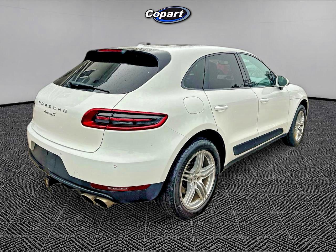 Porsche Macan S