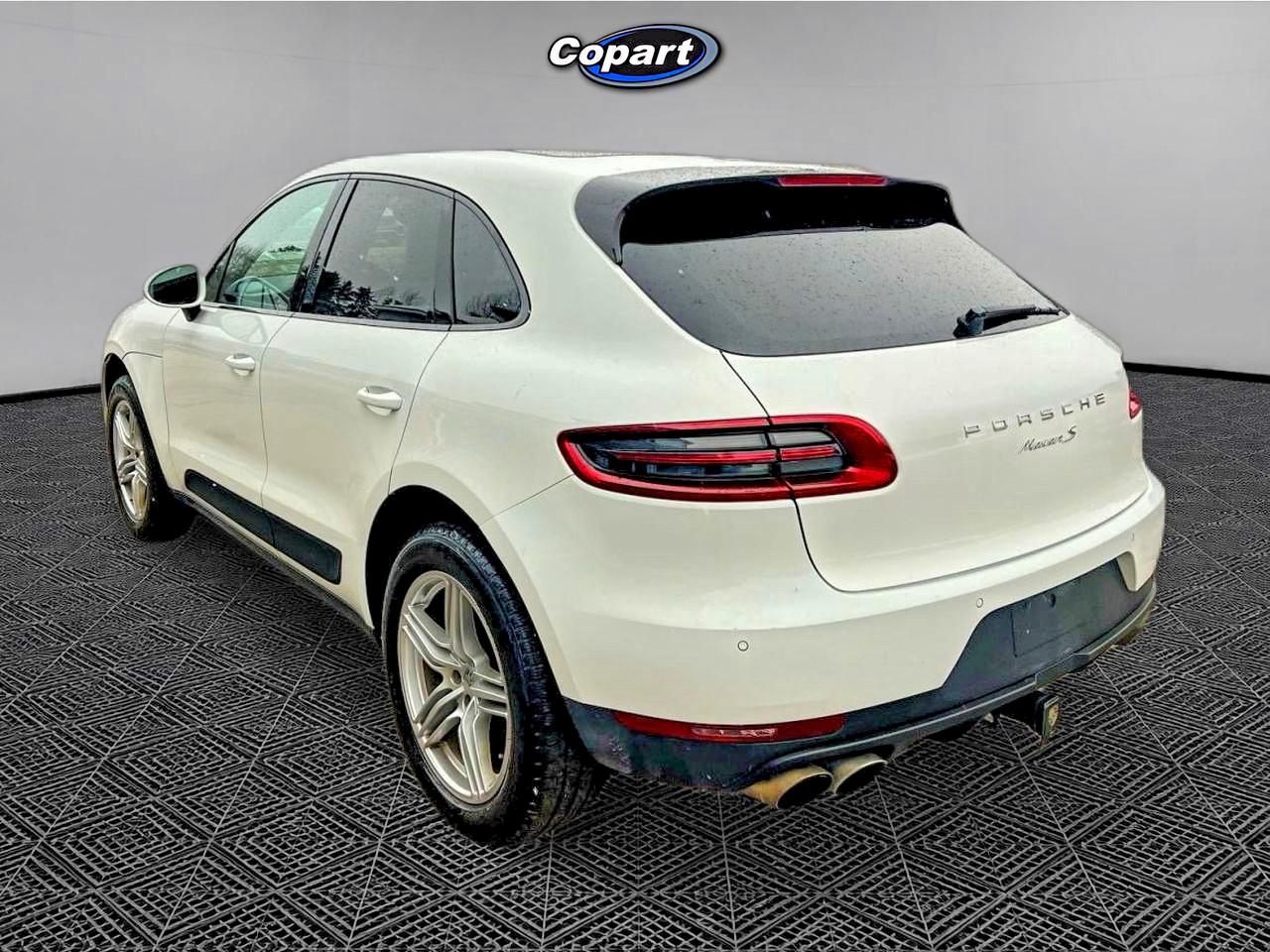 Porsche Macan S