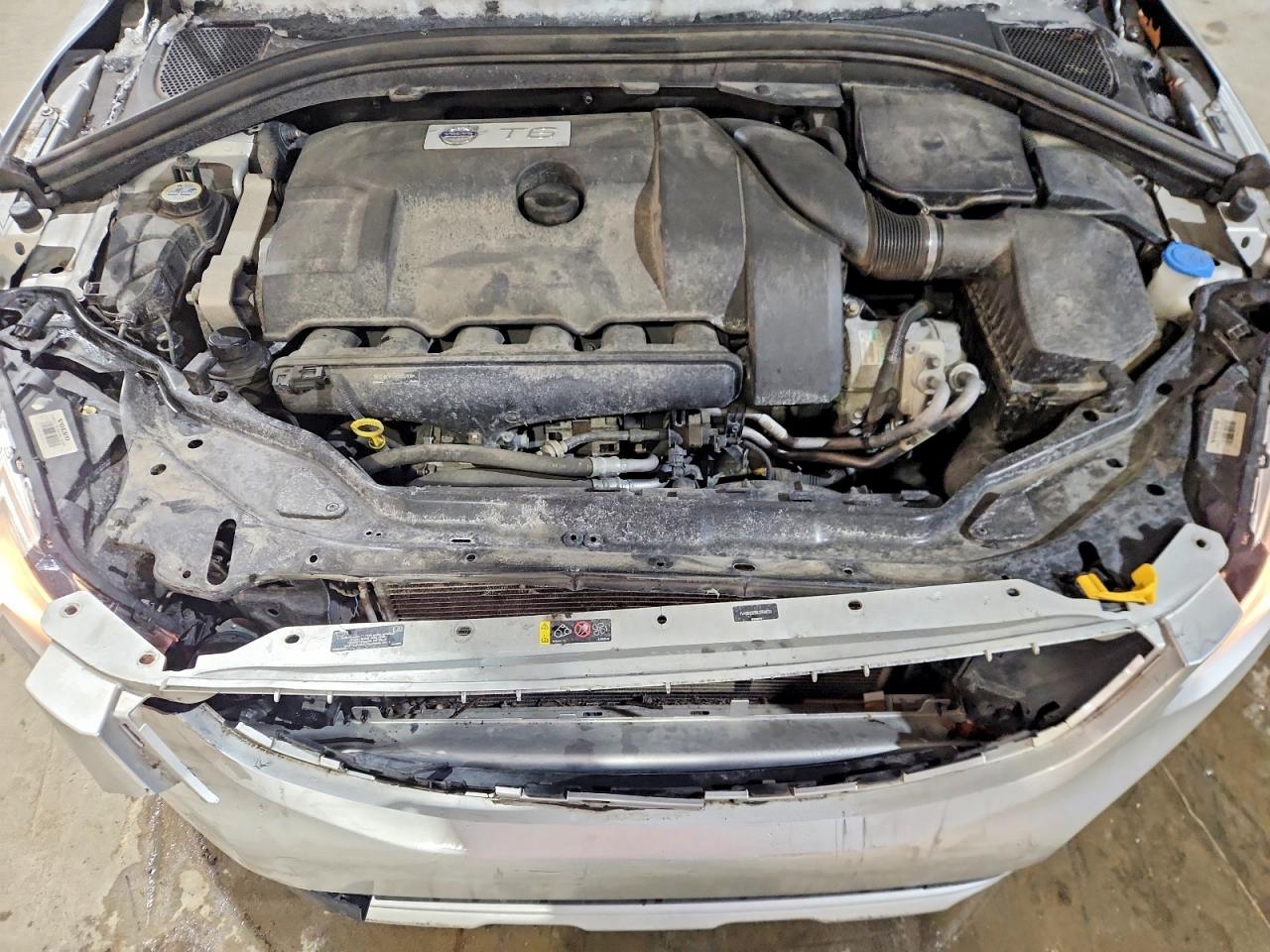 Volvo XC60 T6