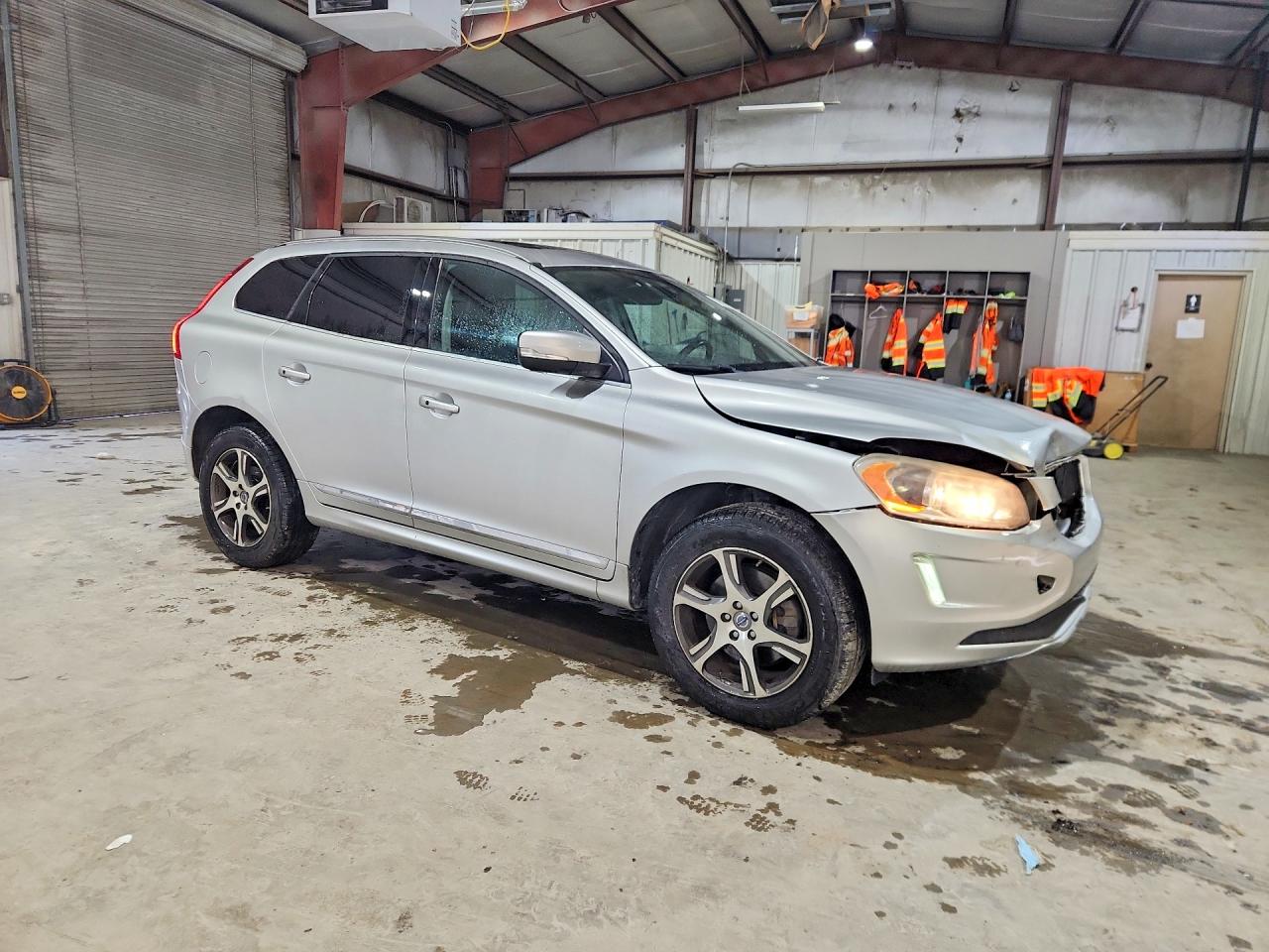 Volvo XC60 T6