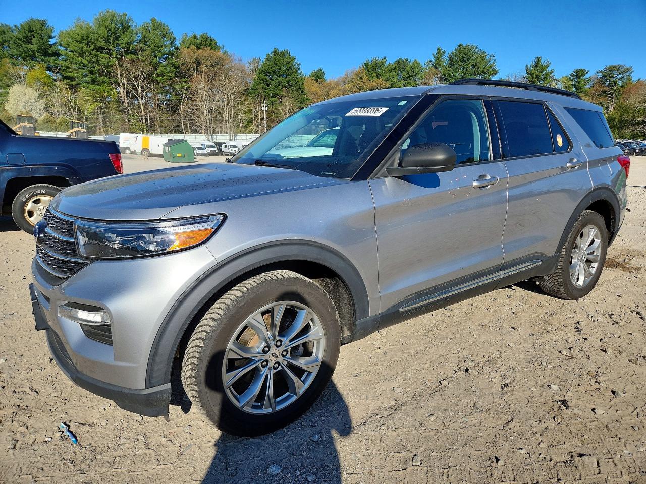 Salvage Ford Explorer Image