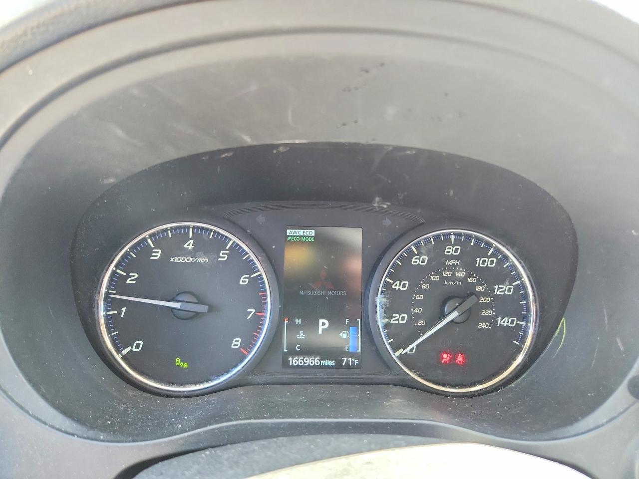 Mitsubishi Outlander Se