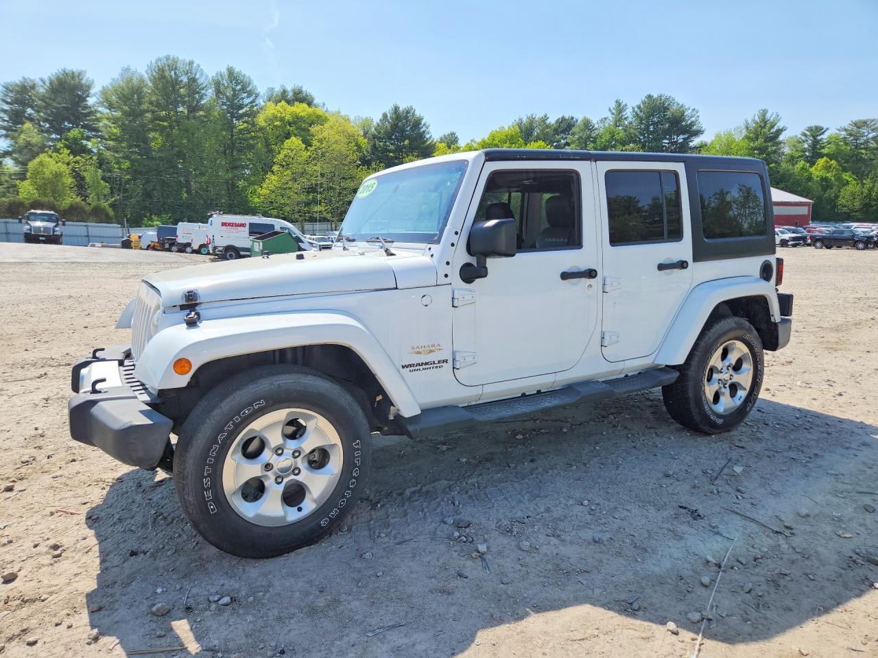 Salvage Jeep Wrangler Image