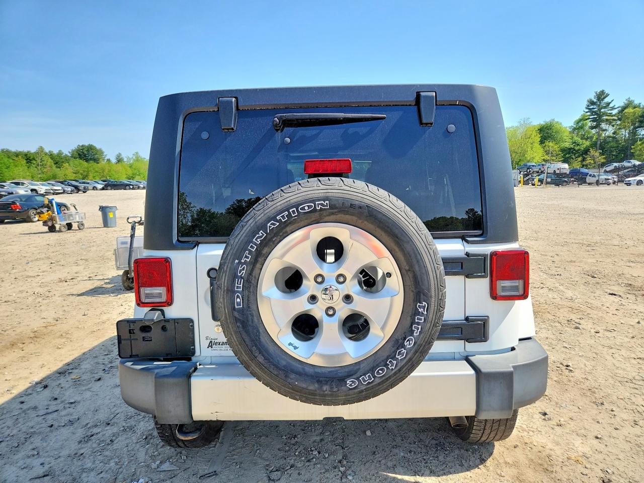 Jeep Wrangler Sahara