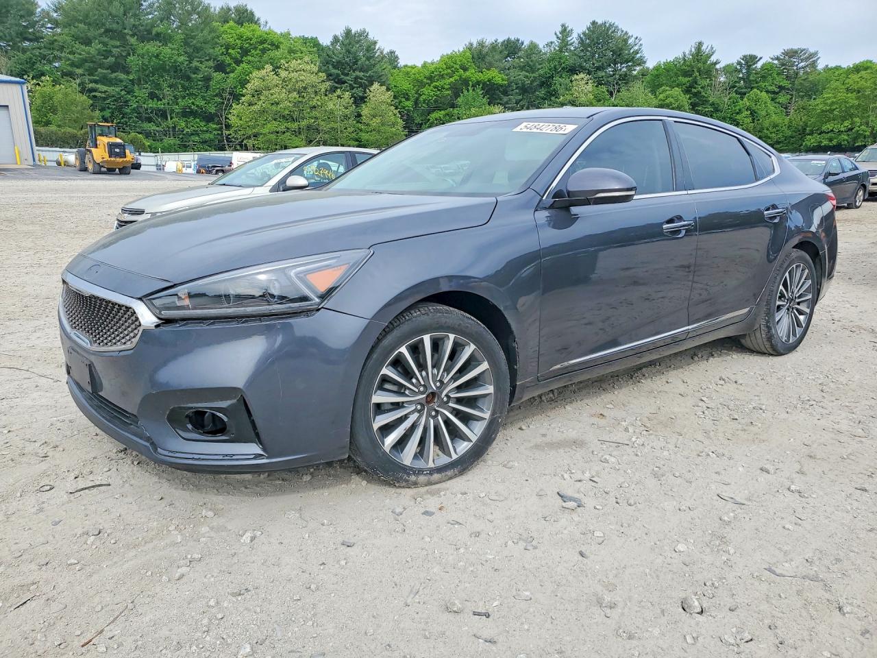 Salvage Kia Cadenza Image