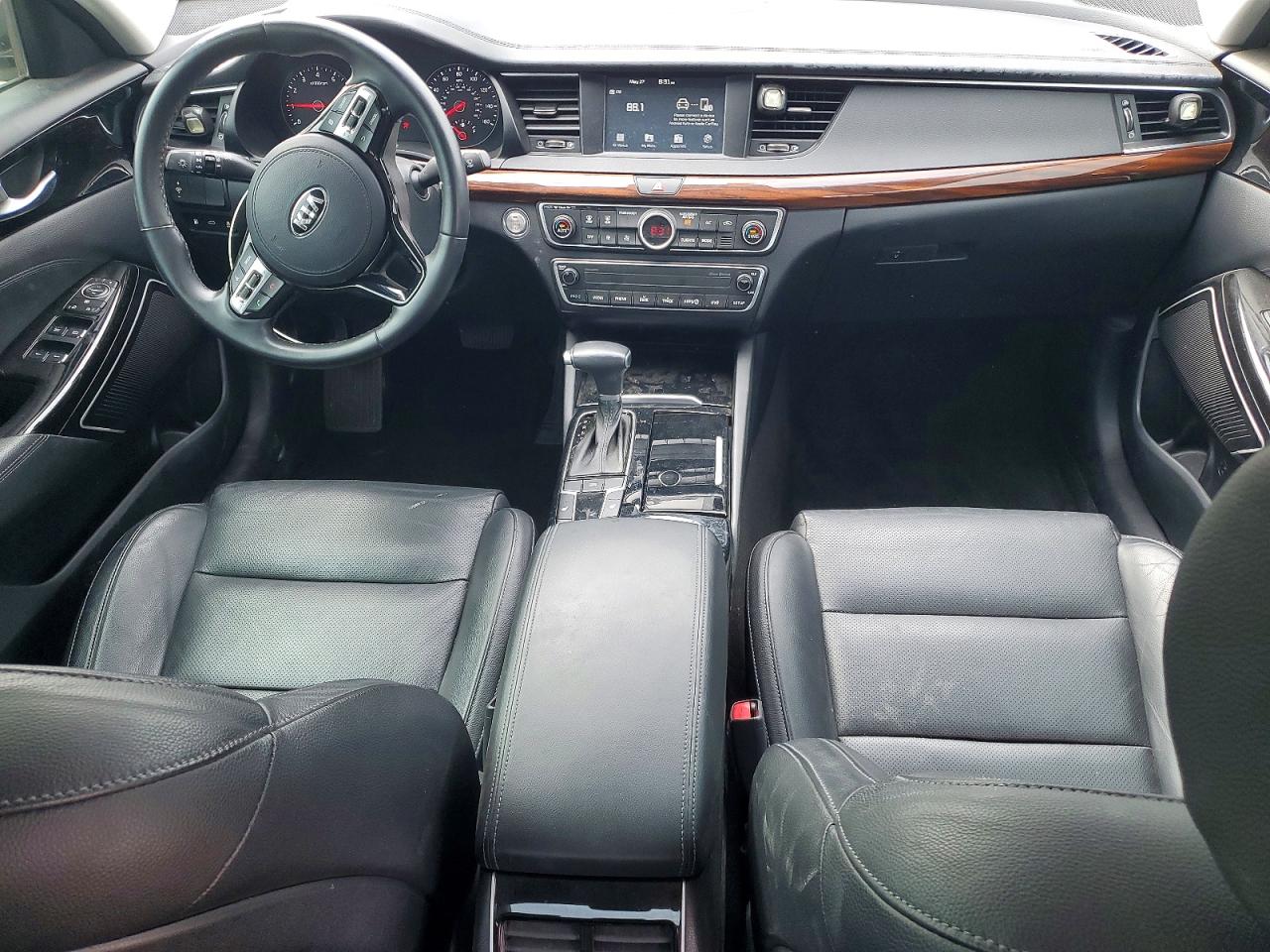 Kia Cadenza Premium