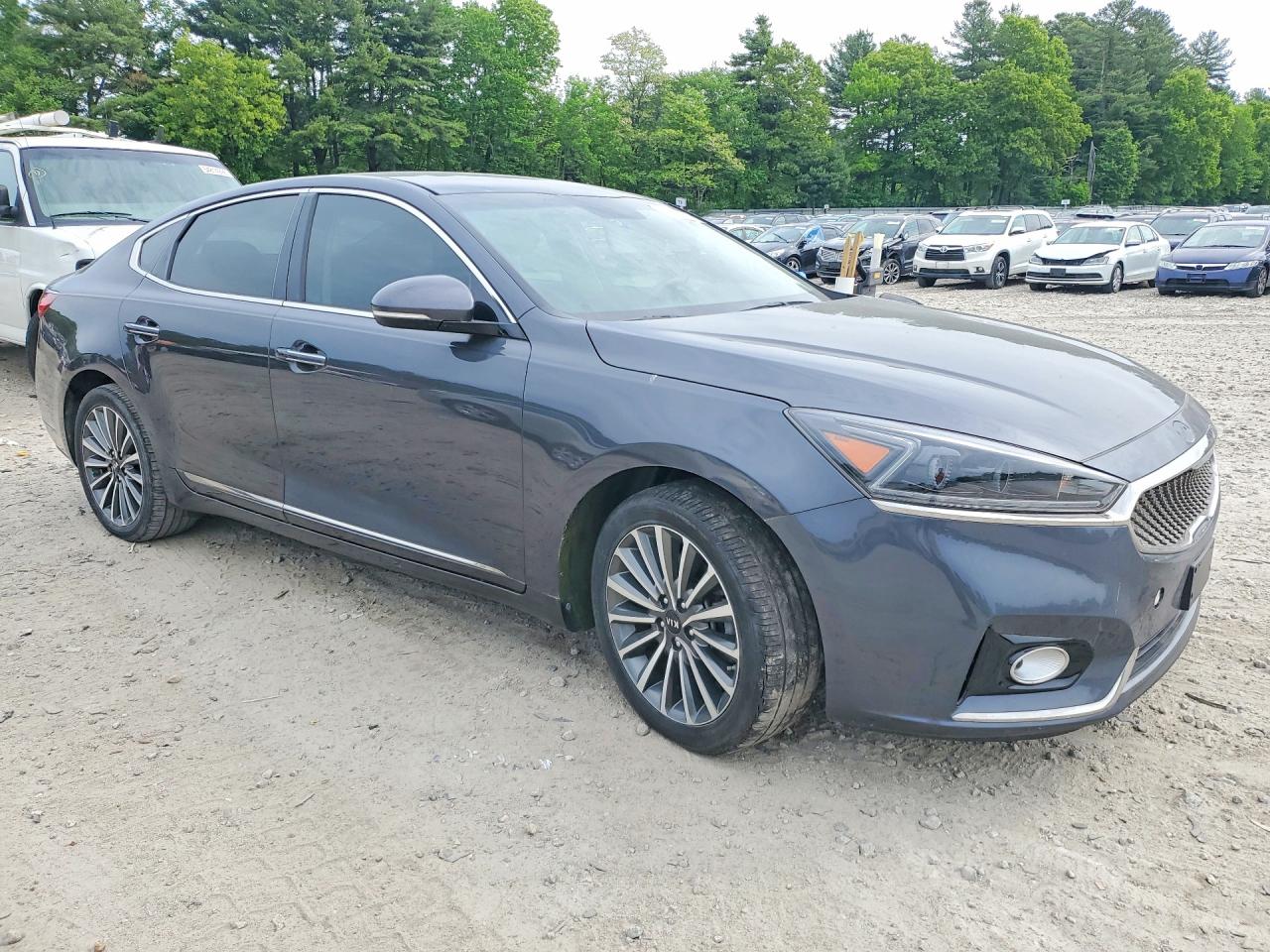 Kia Cadenza Premium