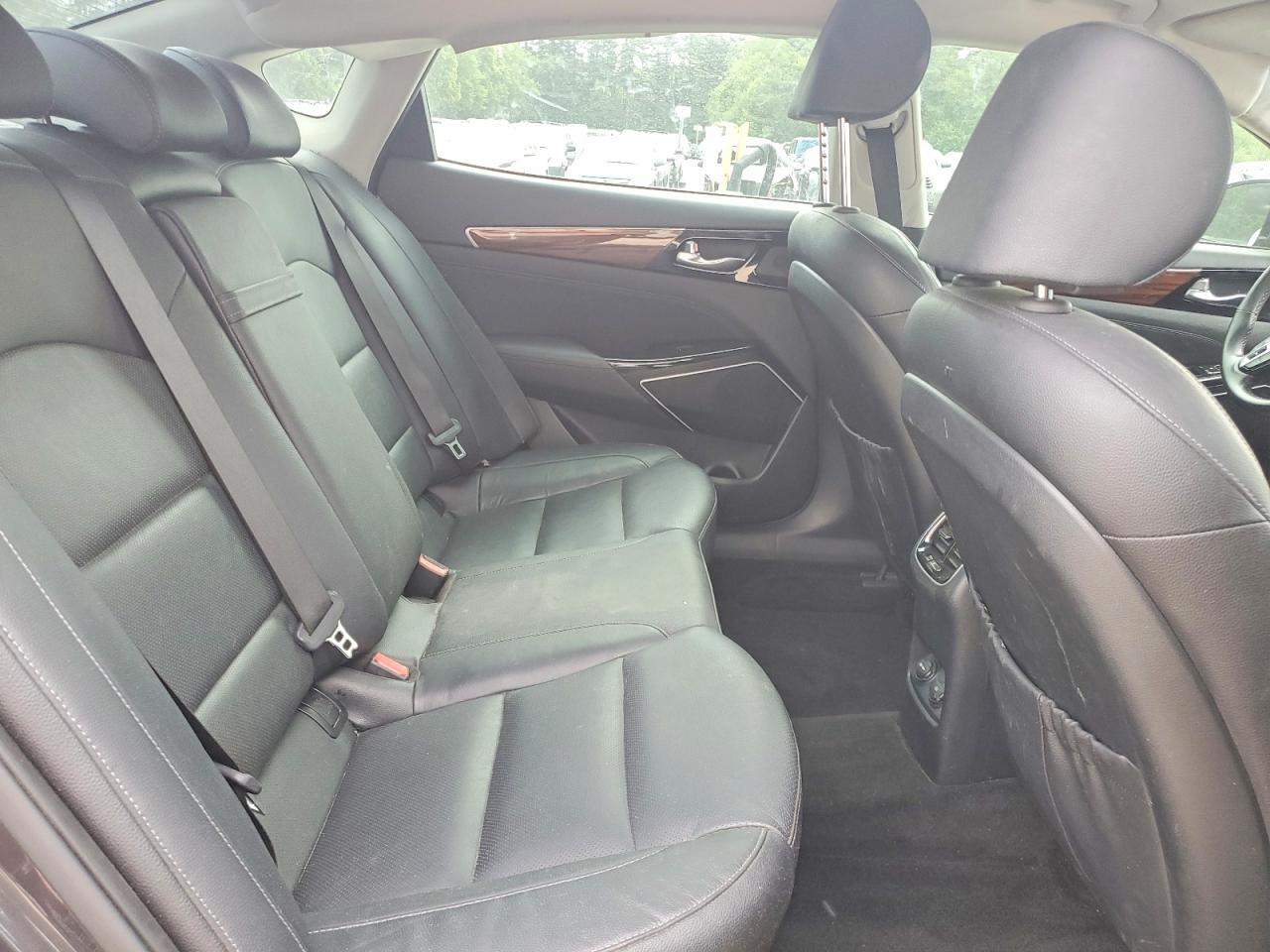 Kia Cadenza Premium