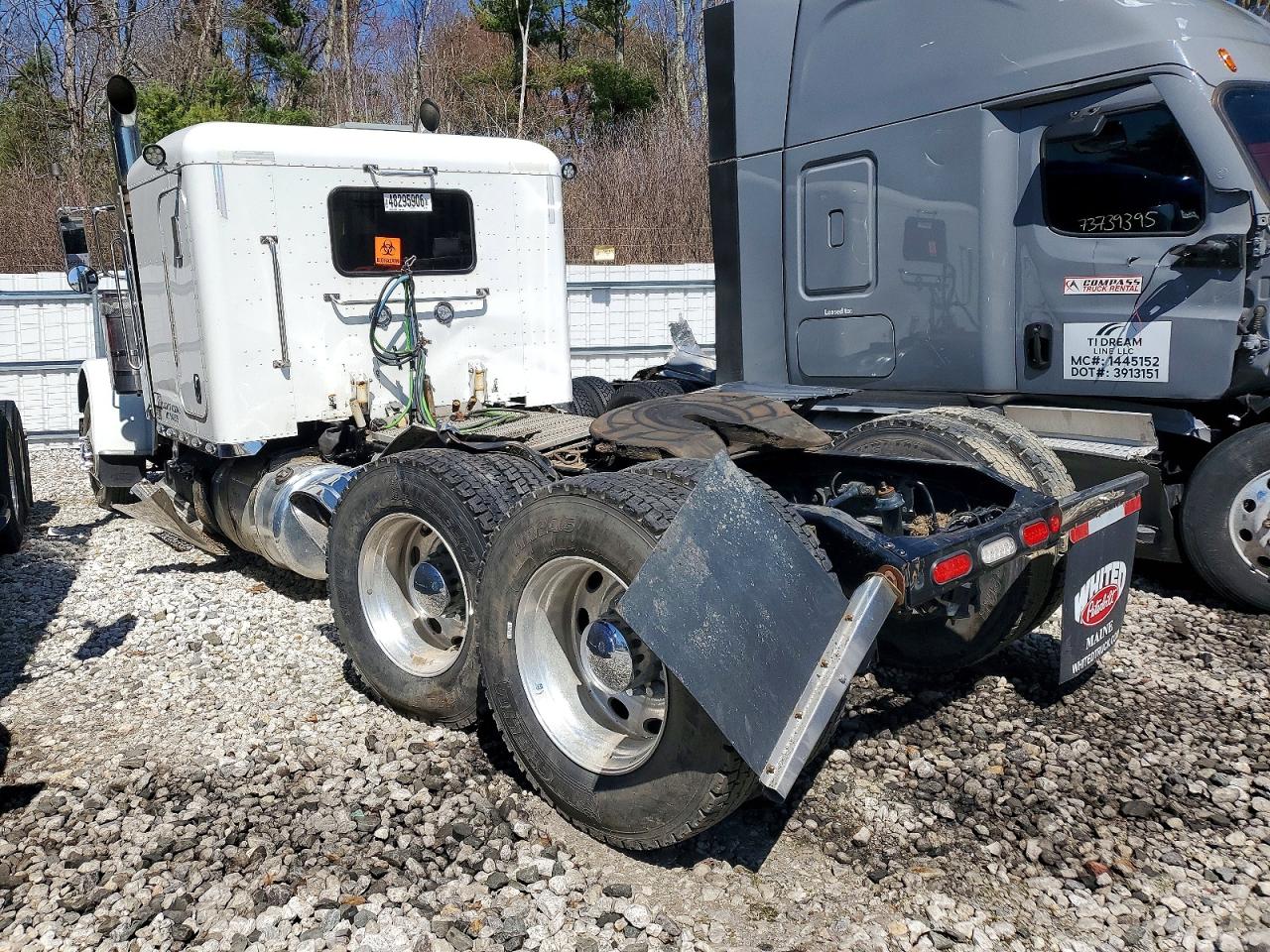 Peterbilt 389