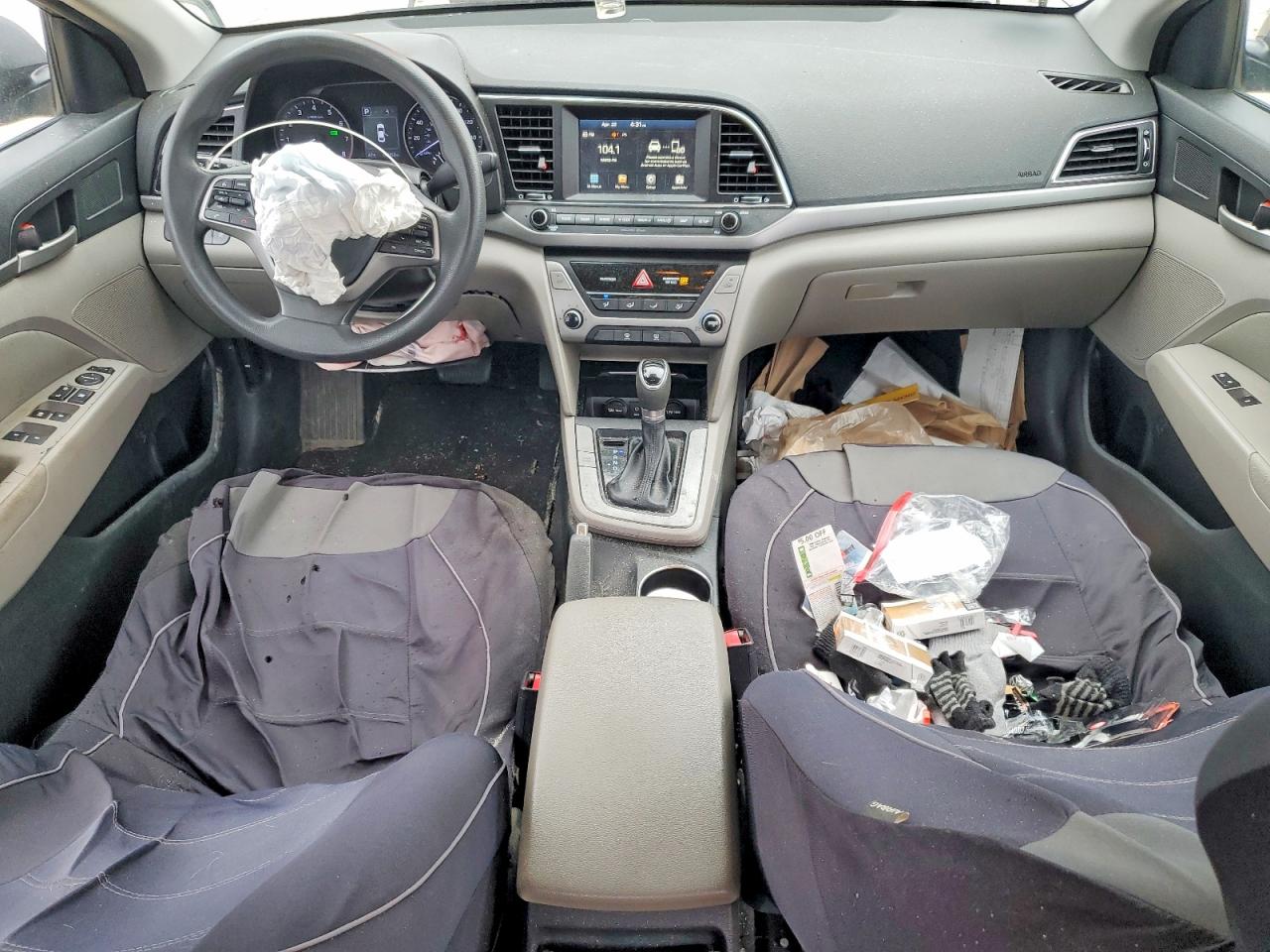 Hyundai ELANTRA Sel