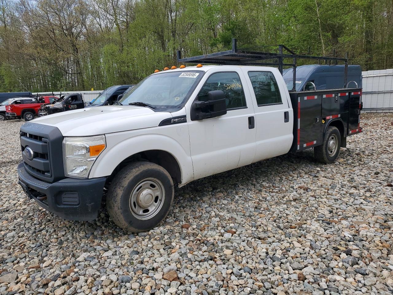 Salvage Ford F-350 Image
