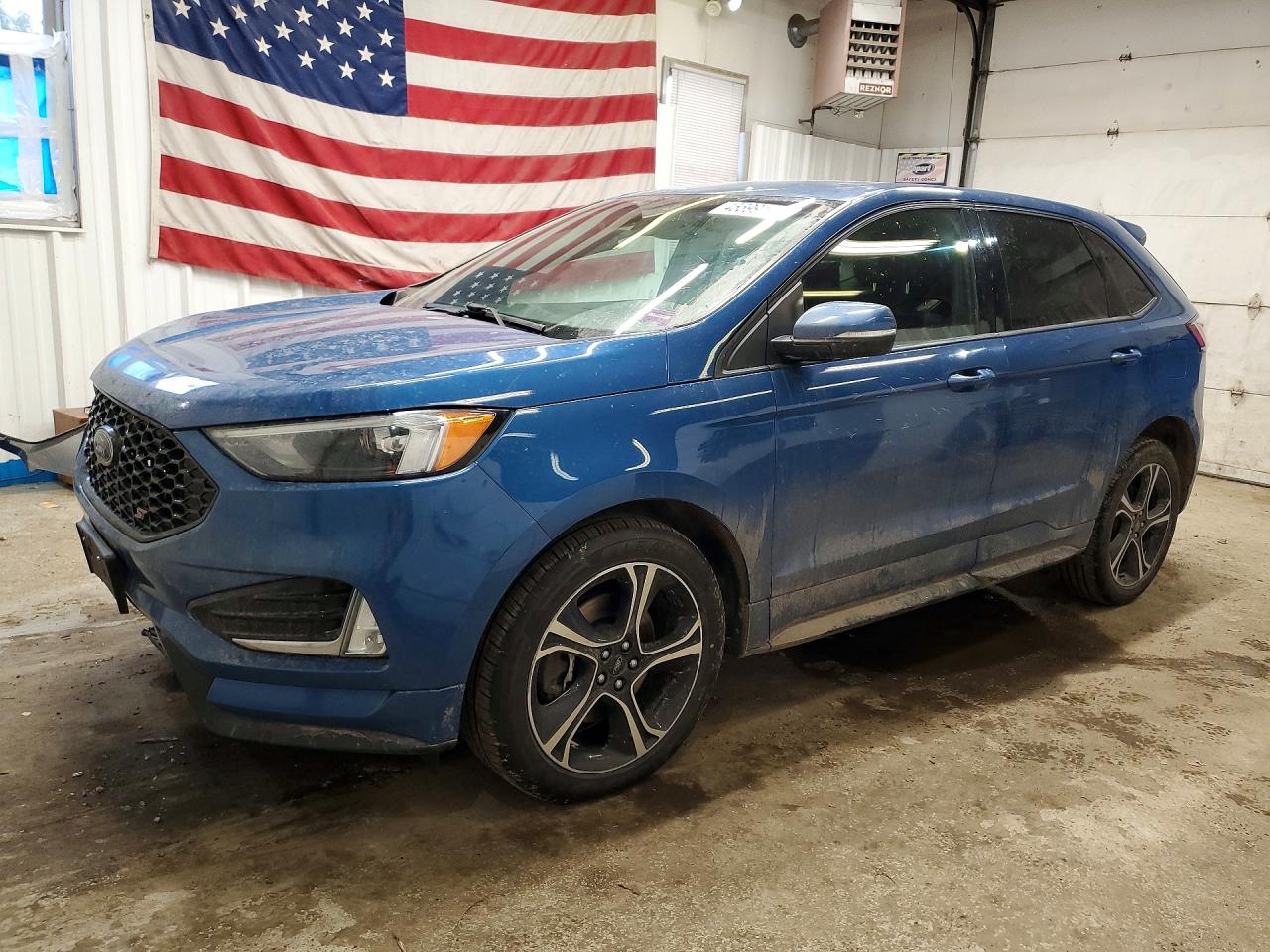 Salvage Ford Edge Image